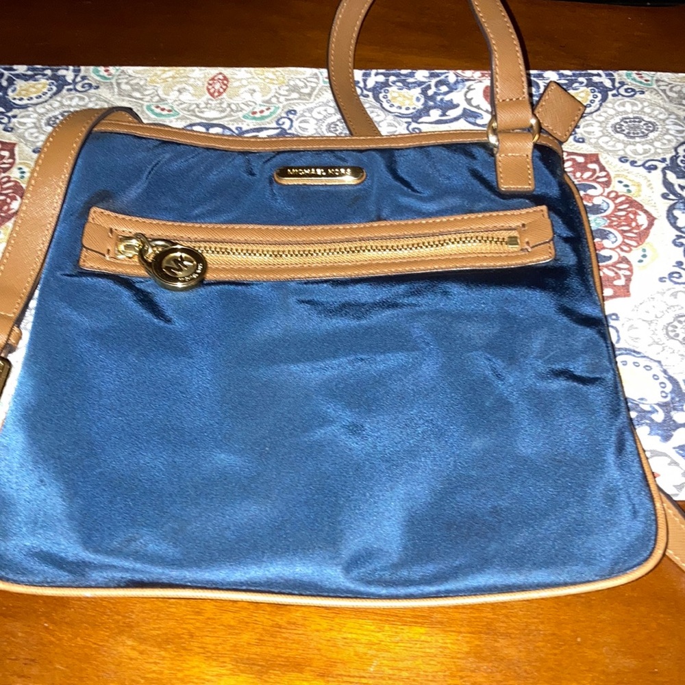 Michael Kors Crossbody Bag